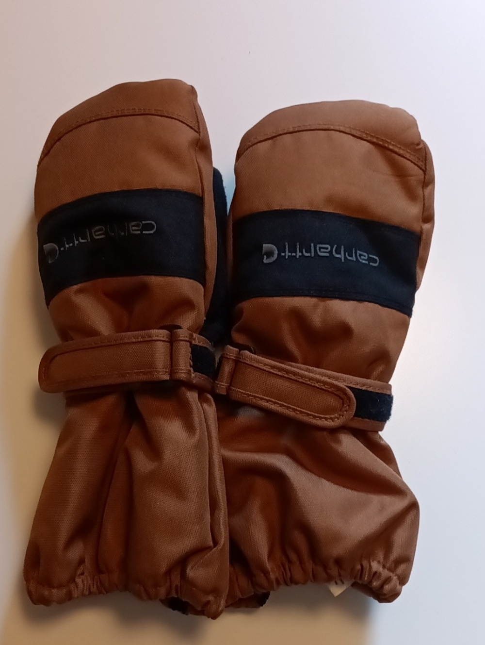 Carhartt Brown and Black Boy's Insulated Mittens Size M